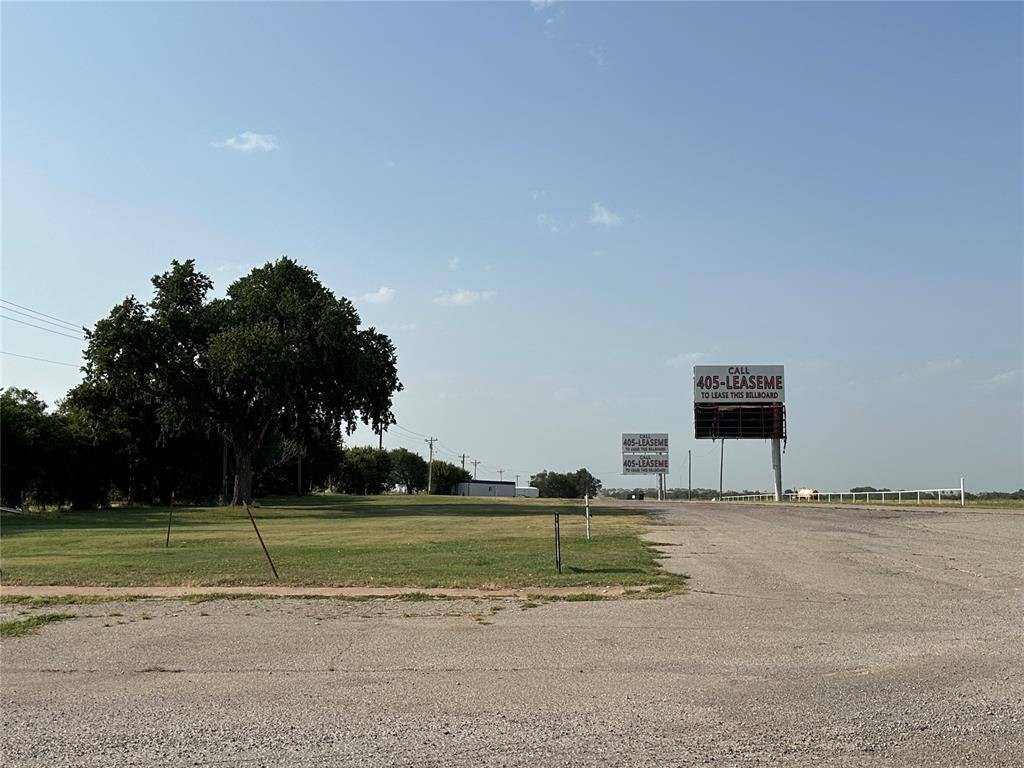 Kingfisher, OK 73750,EW 770 & HWY 81 Road