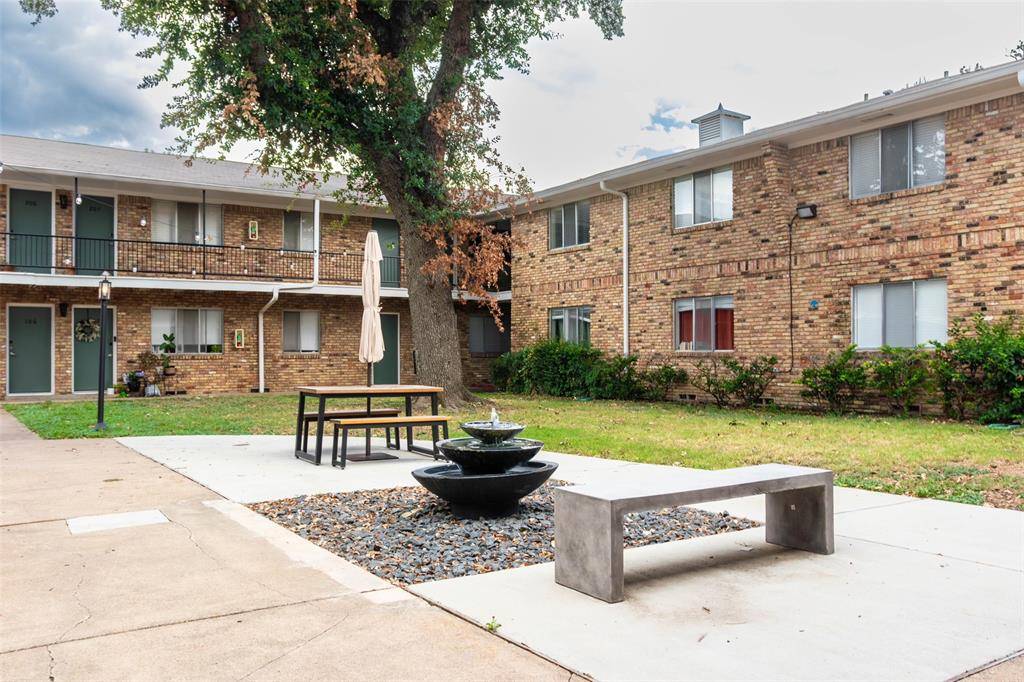 Dallas, TX 75214,6235 Oram Street