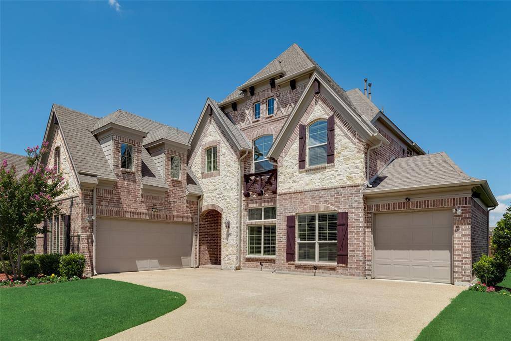 Sachse, TX 75048,5216 Live Oak Drive