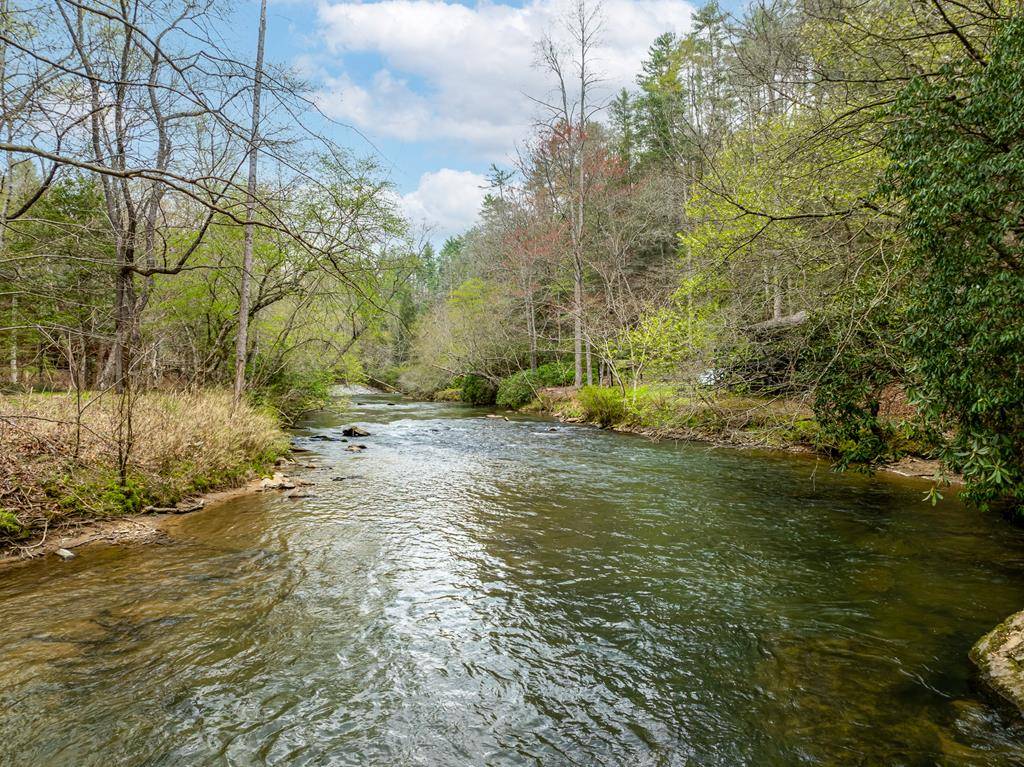 Ellijay, GA 30540,70 CABIN CT