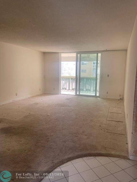 Hallandale Beach, FL 33009,500 NE 12th Ave  #302