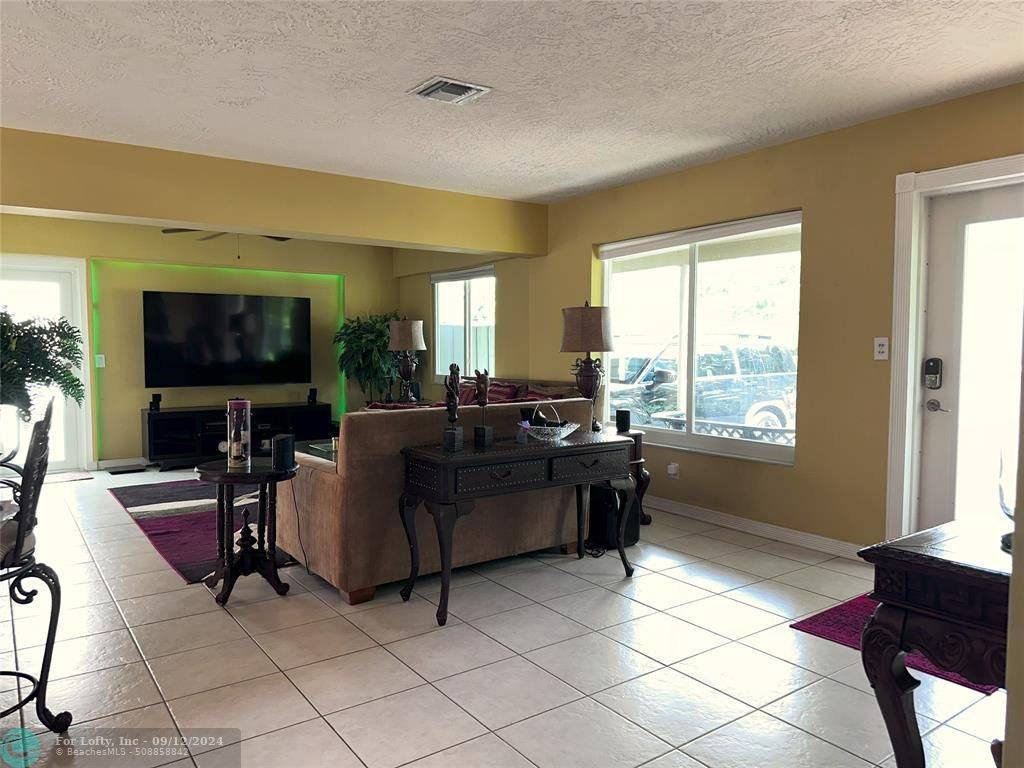 Wilton Manors, FL 33311,508 NW 28th Ct