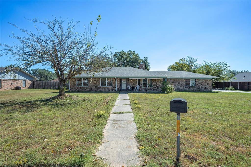 Van, TX 75790,669 S Oak Street