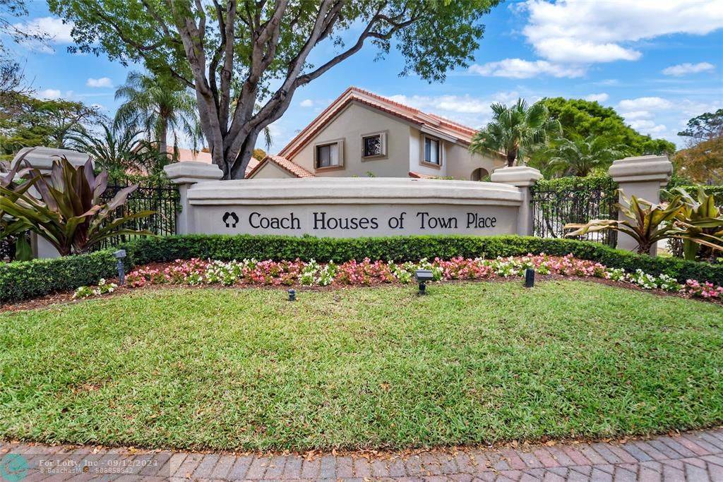 Boca Raton, FL 33486,5700 Coach House Circle  #G