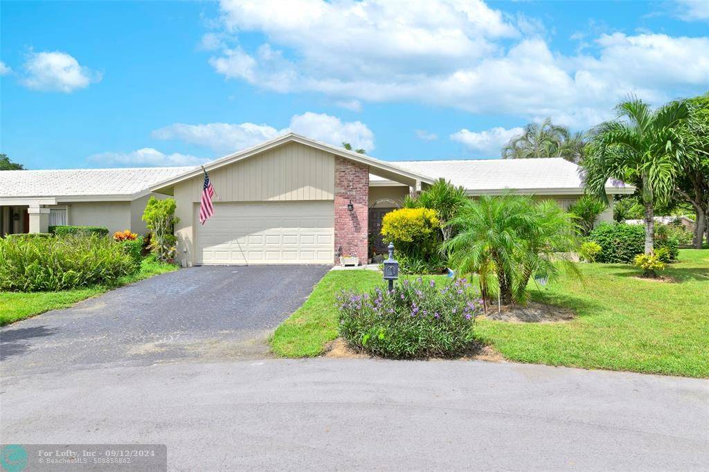 Boca Raton, FL 33433,22349 Treetop Cir