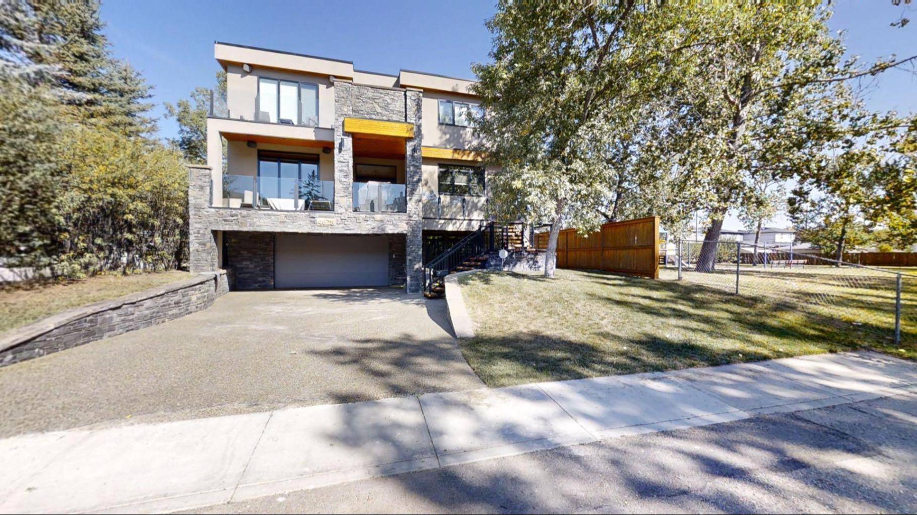 Calgary, AB T3B 0L3,4628 Montgomery AVE NW