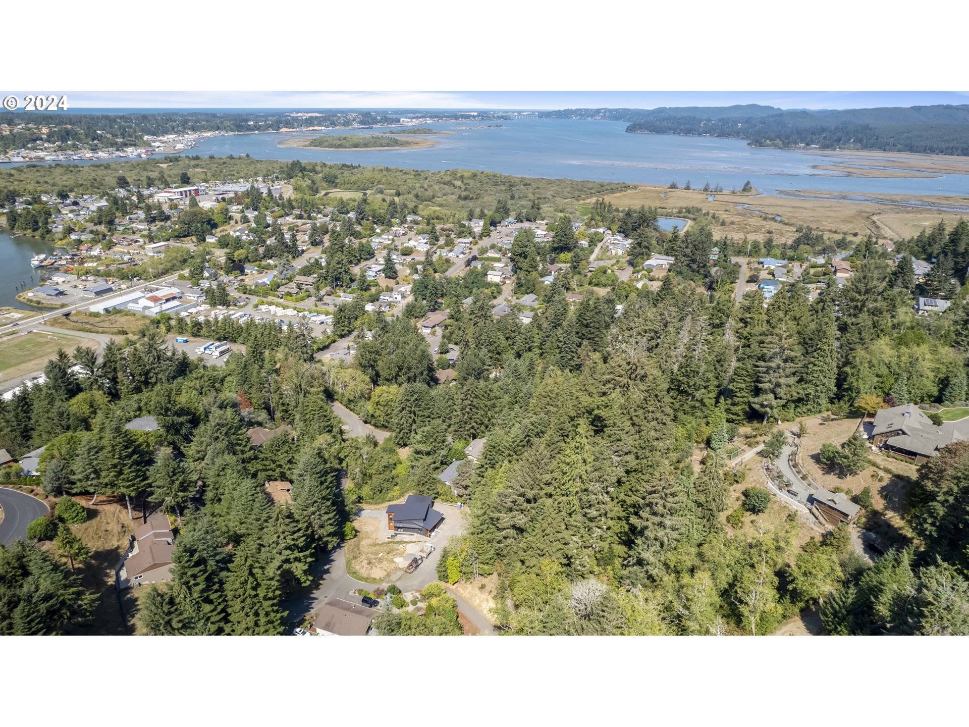 Coos Bay, OR 97420,0 Shon-Sta Way