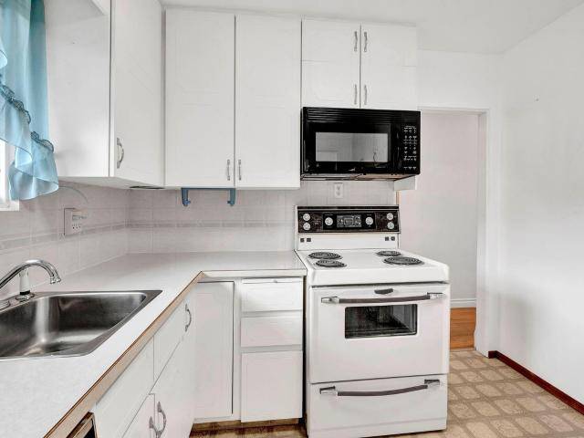 939 MCMURDO DRIVE, Kamloops, BC V2C 3G6