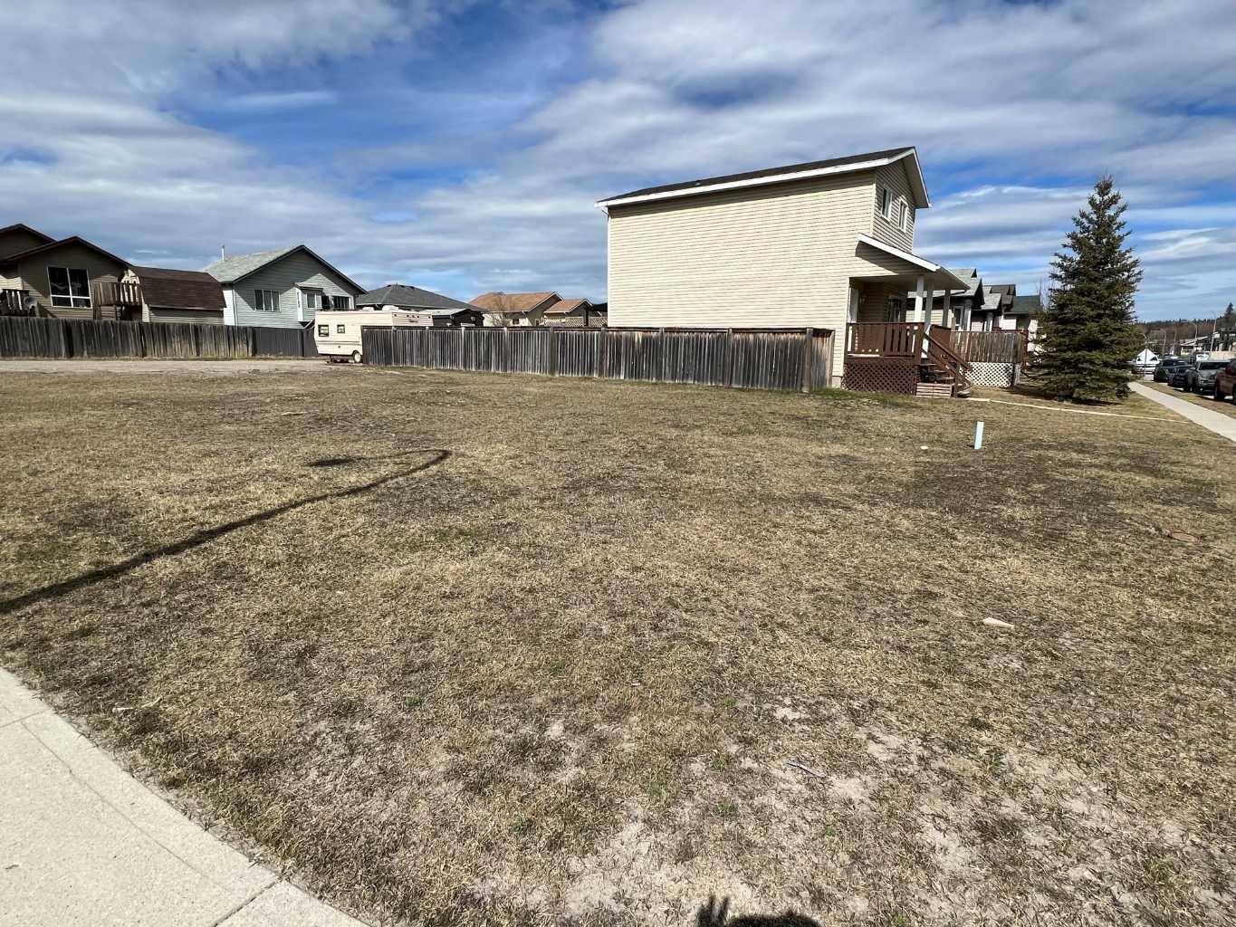 Hinton, AB T7V 2C9,293 Boutin Avenue