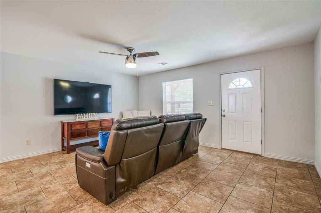 Wylie, TX 75098,300 S Cottonbelt Avenue #1A