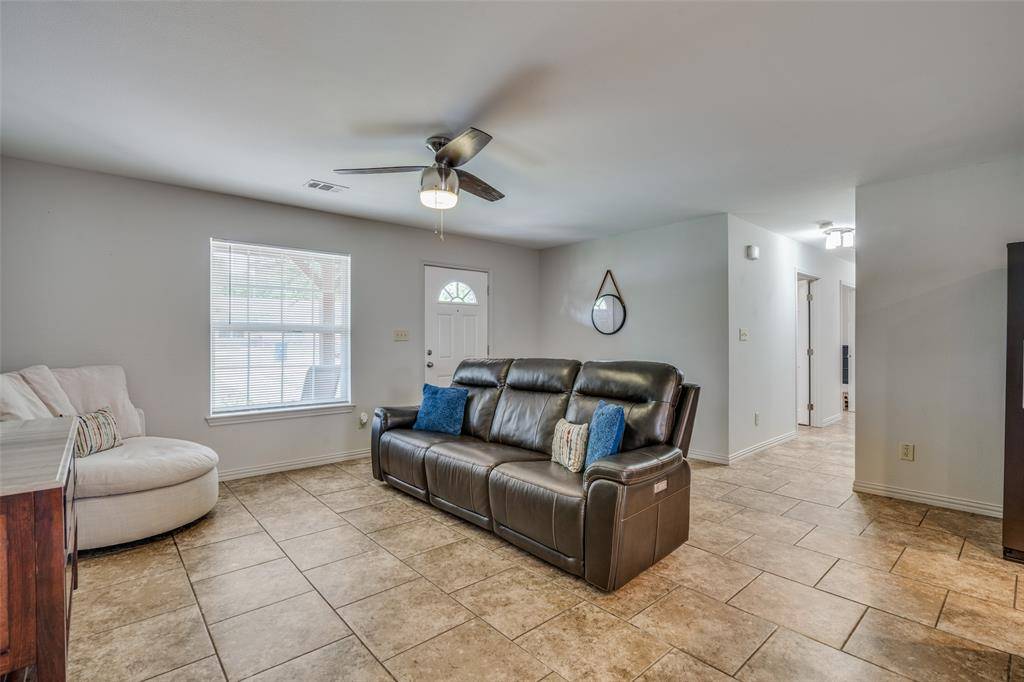 Wylie, TX 75098,300 S Cottonbelt Avenue #1A