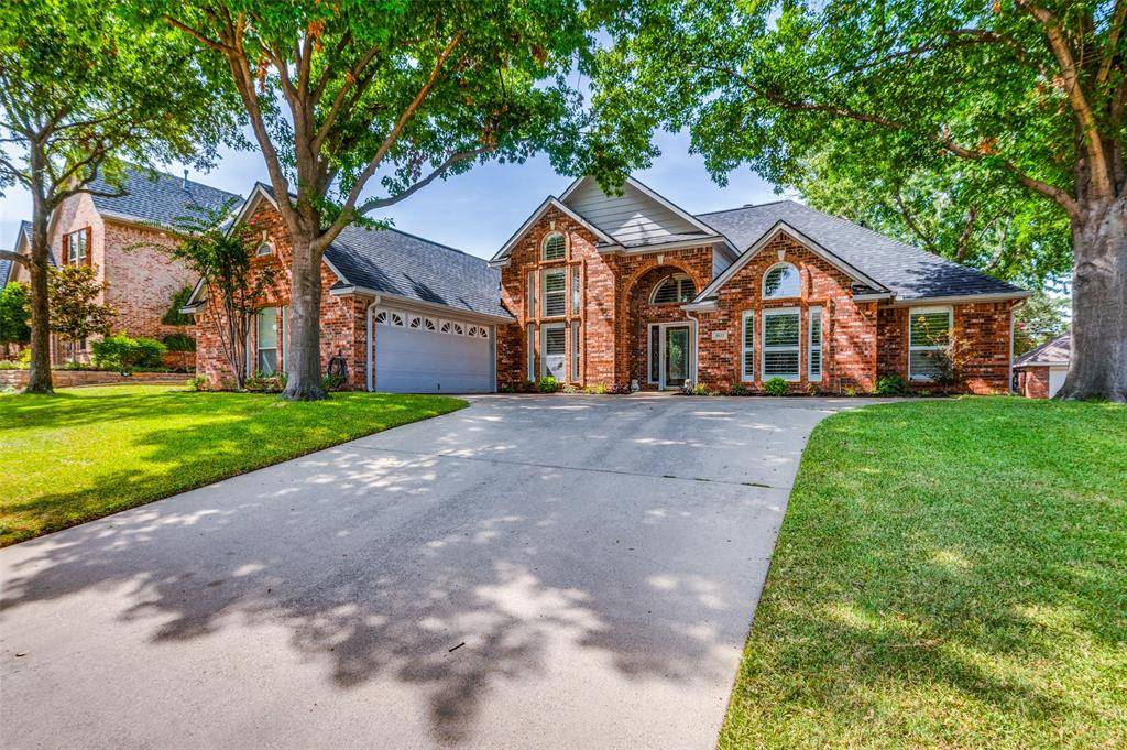 Bedford, TX 76021,1021 Crestview Drive