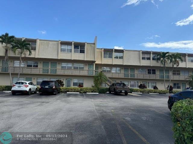 Boca Raton, FL 33428,9500 SW 3rd St  #102