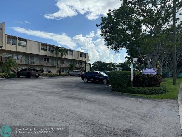 Boca Raton, FL 33428,9500 SW 3rd St  #102