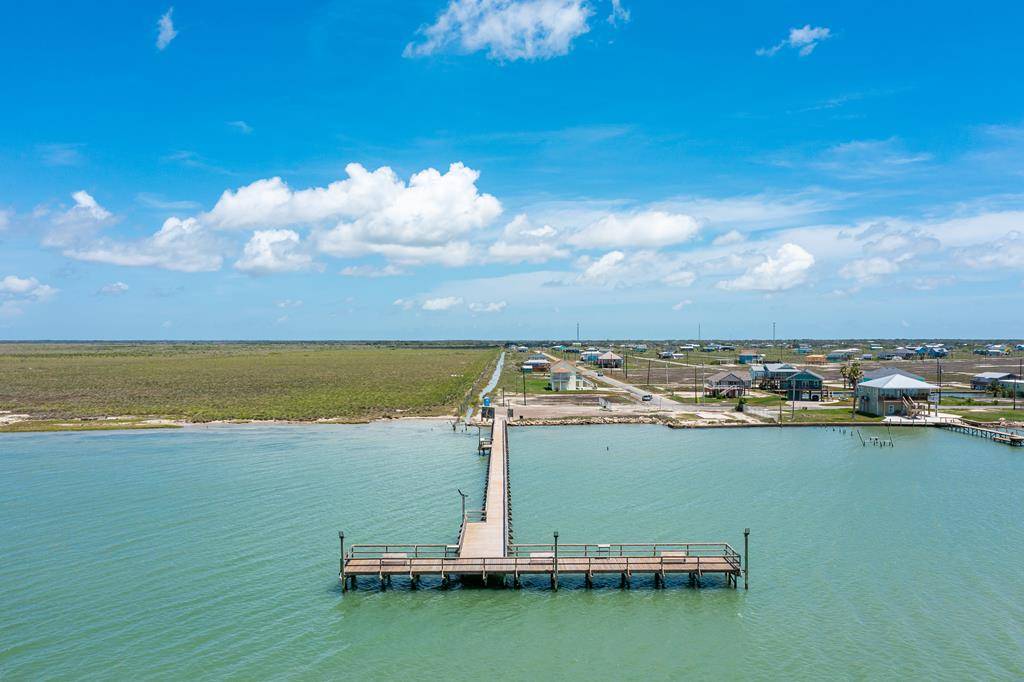 Rockport, TX 78382,368 W Misty Oak Lane