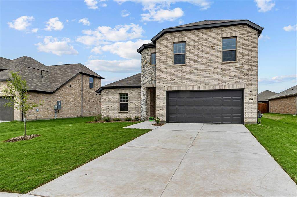 Van Alstyne, TX 75495,528 Hickory Ridge Drive