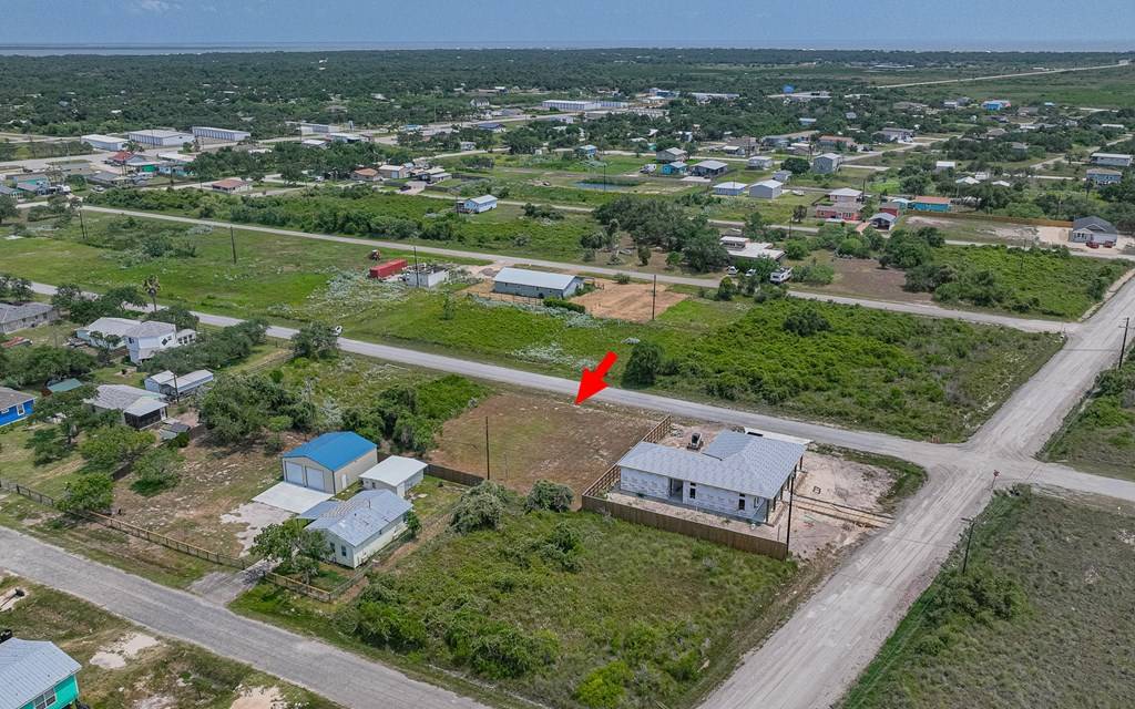 Rockport(holiday Beach), TX 78382,185 Shady Oak LN