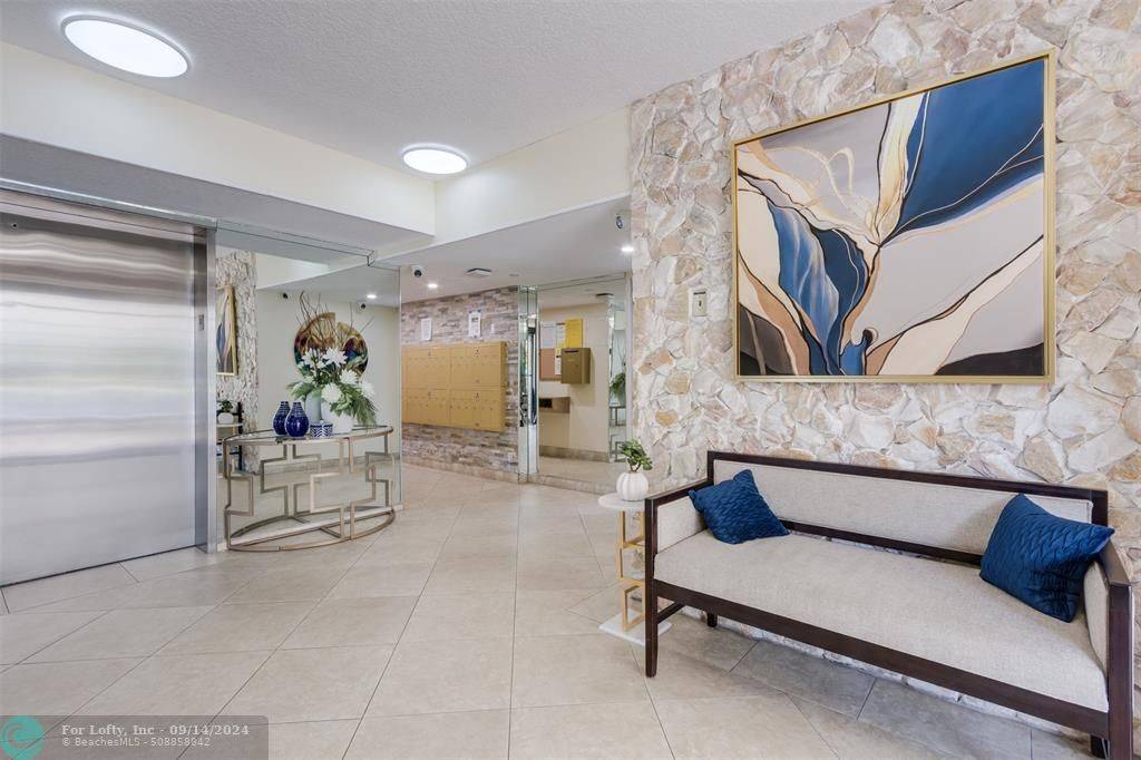 Pompano Beach, FL 33069,3510 Oaks Way  #507