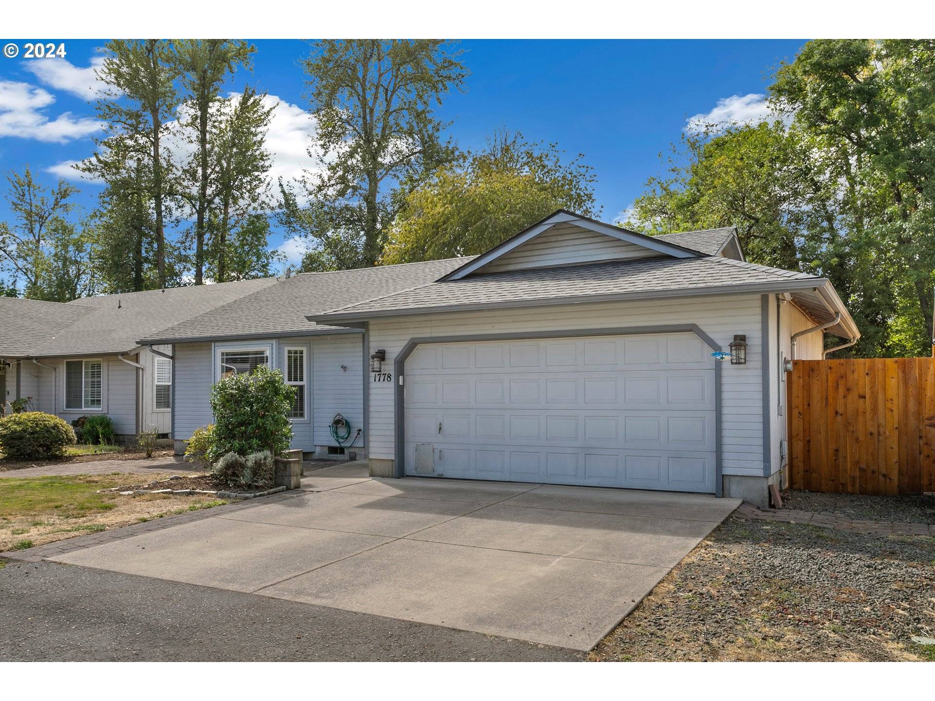 Eugene, OR 97404,1778 LABONA DR