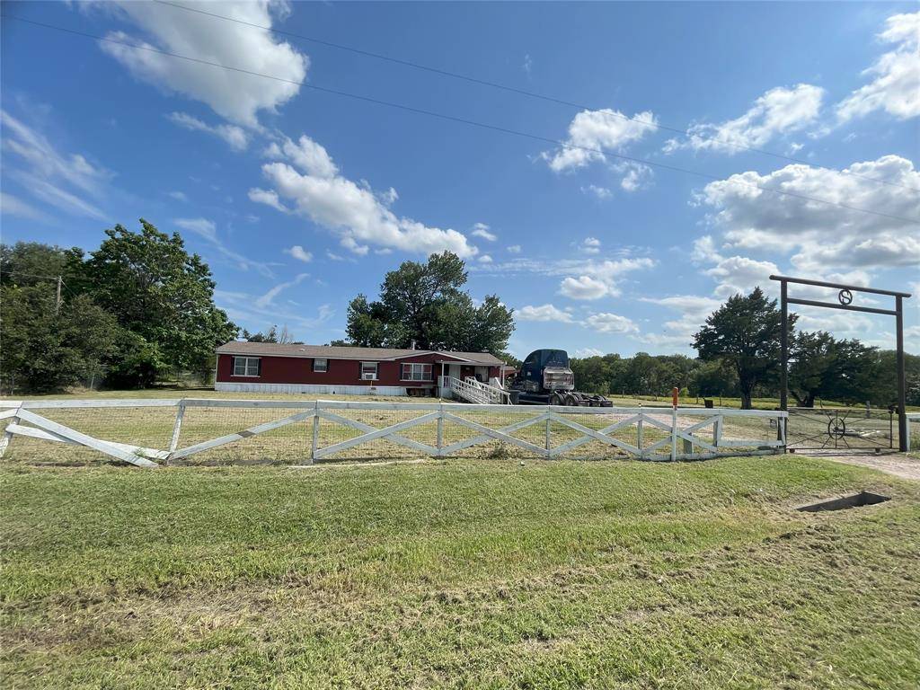 Kerens, TX 75144,15994 E State Highway 31