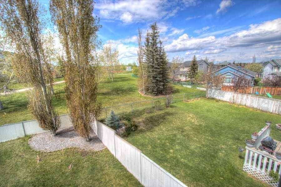 Calgary, AB T3Y 3R1,418 Bridlewood PL SW