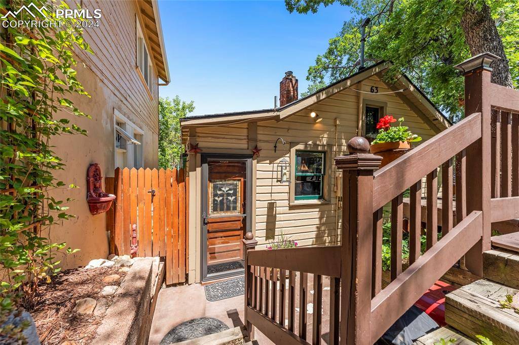 Manitou Springs, CO 80829,63 Waltham AVE