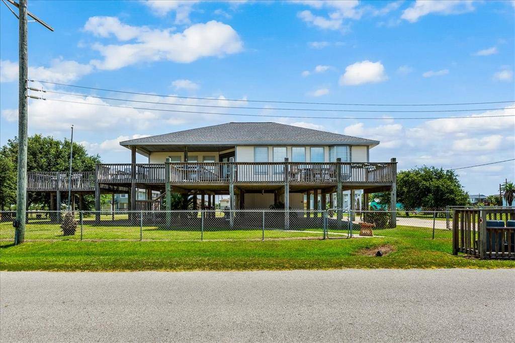 Crystal Beach, TX 77650,970 Gulfview Dr