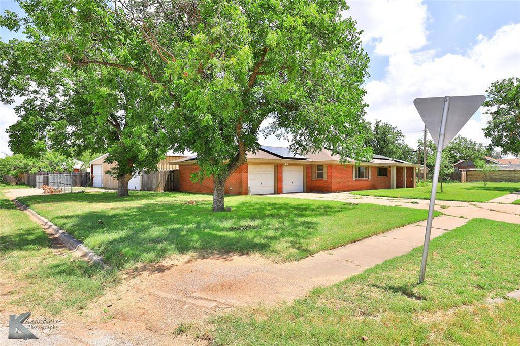 Anson, TX 79501,1226 15th Street