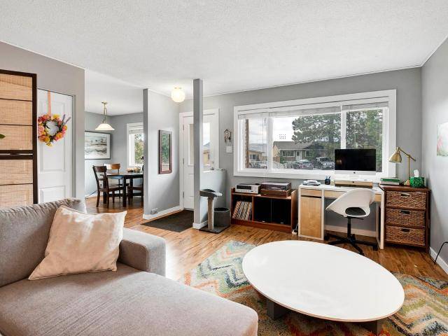 387 MONMOUTH DRIVE, Kamloops, BC V2E 1N9
