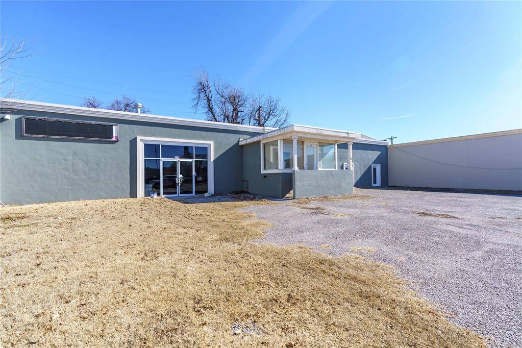 El Reno, OK 73036,306 N Choctaw Avenue