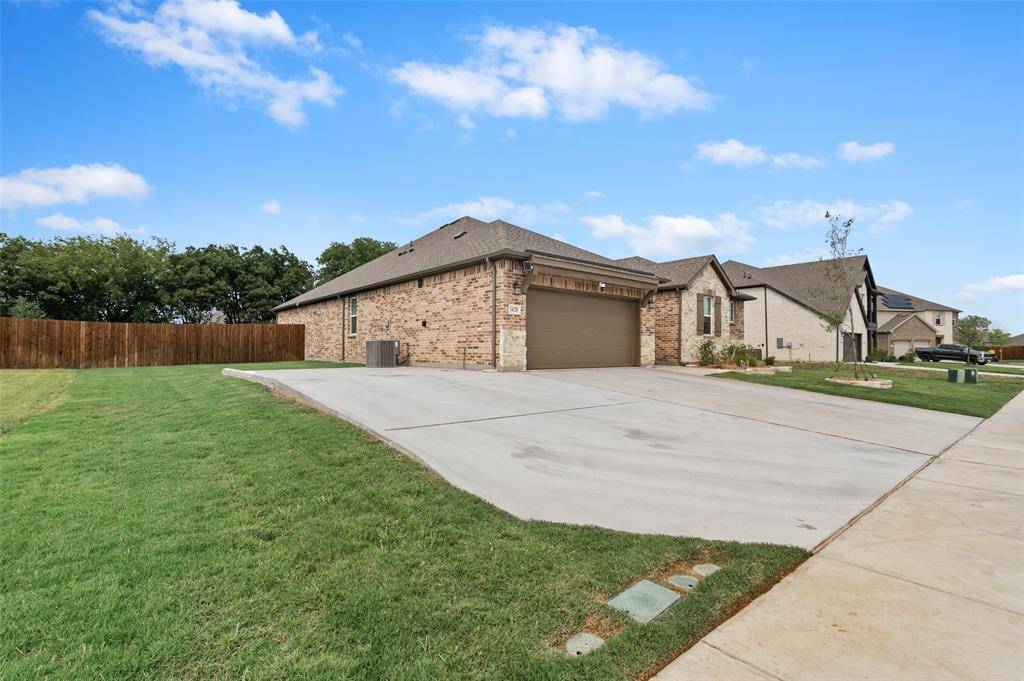 Fort Worth, TX 76052,1628 Pavin Lane