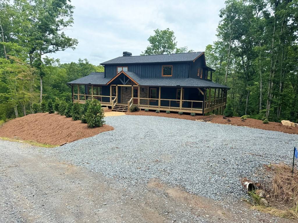 Blue Ridge, GA 30513,61 River Retreat Road