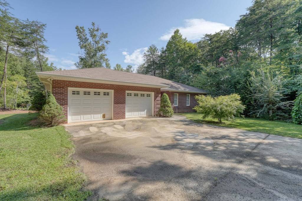 Dahlonega, GA 30533,451 Sunrise Trail