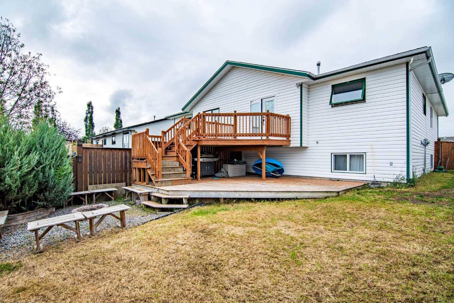 Sylvan Lake, AB T4S 1G4,26 Wildrose DR