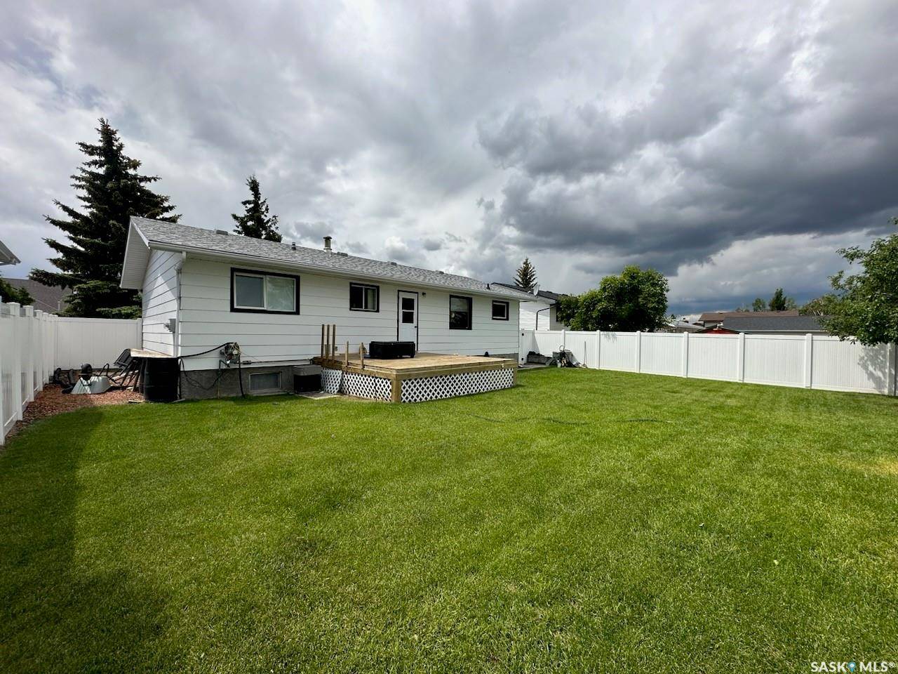 Kindersley, SK S0L 1S1,46 West ROAD