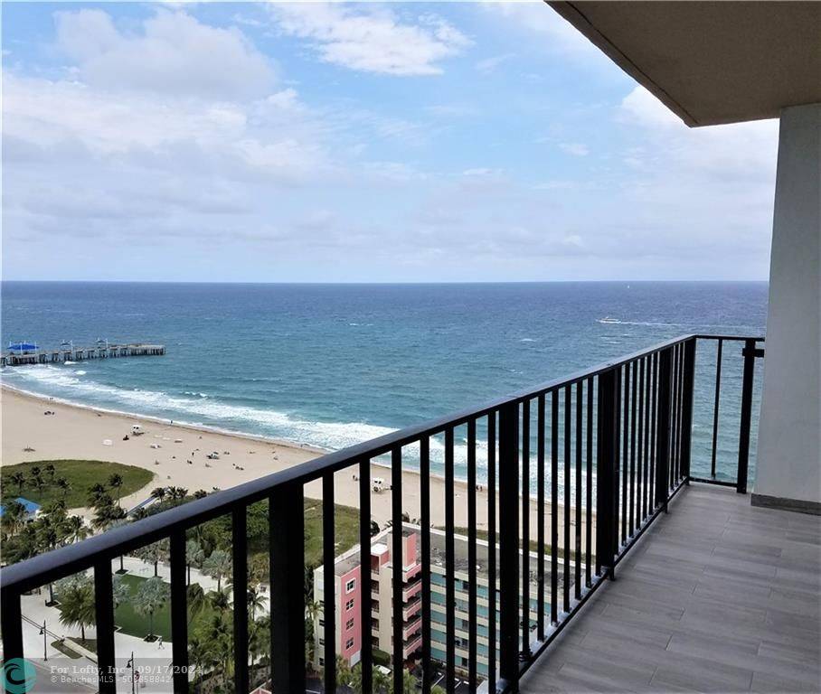 Pompano Beach, FL 33062,101 Briny  #2207