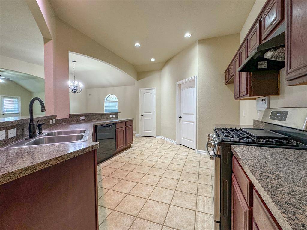 Sanger, TX 76266,51 Heron Bay Court