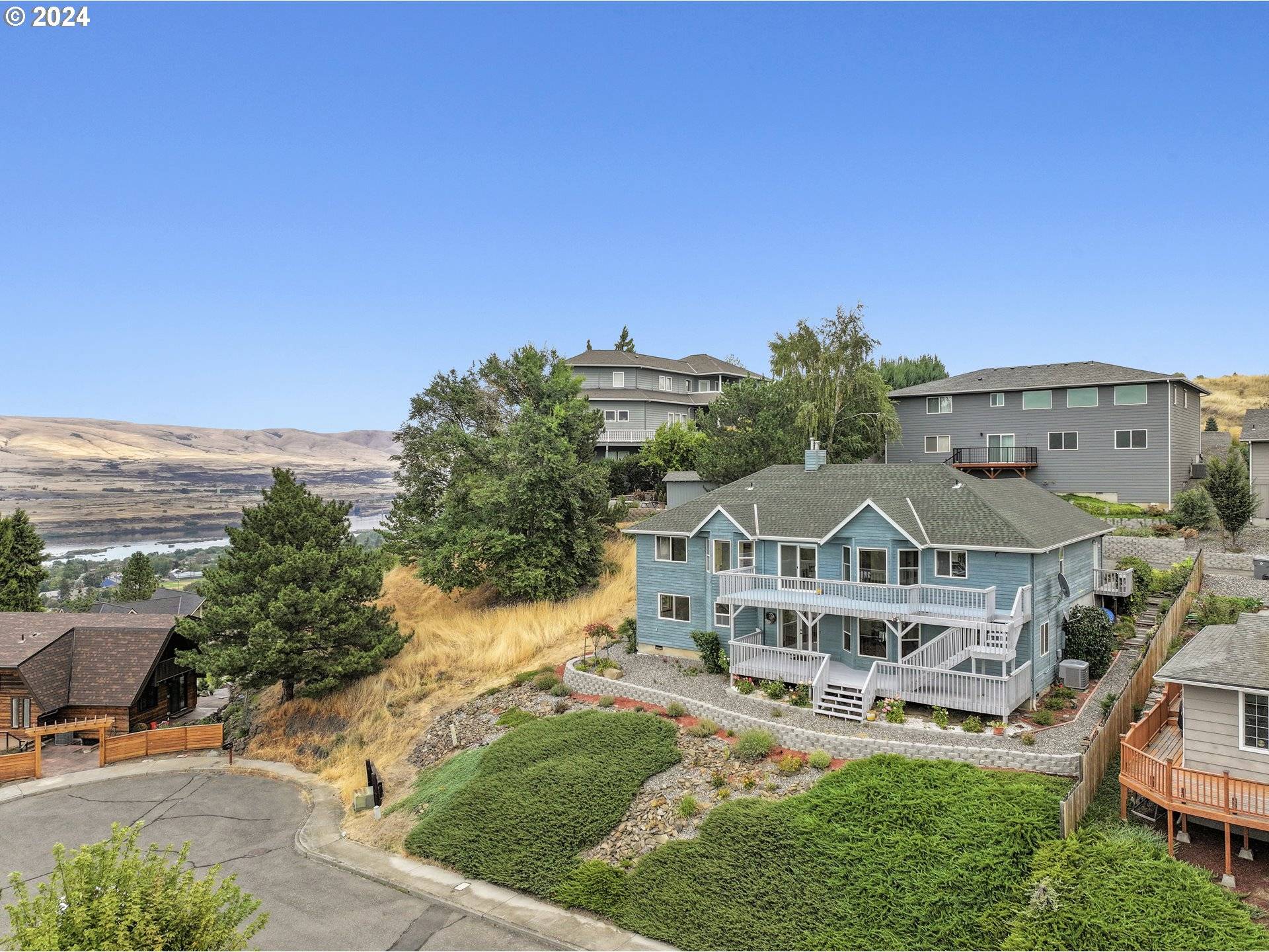 The Dalles, OR 97058,1661 E 21ST ST