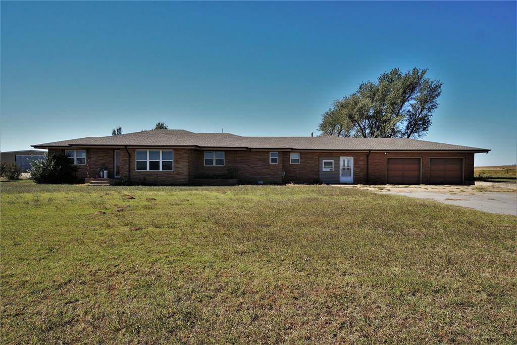 Hinton, OK 73047,9062 County Street 2535