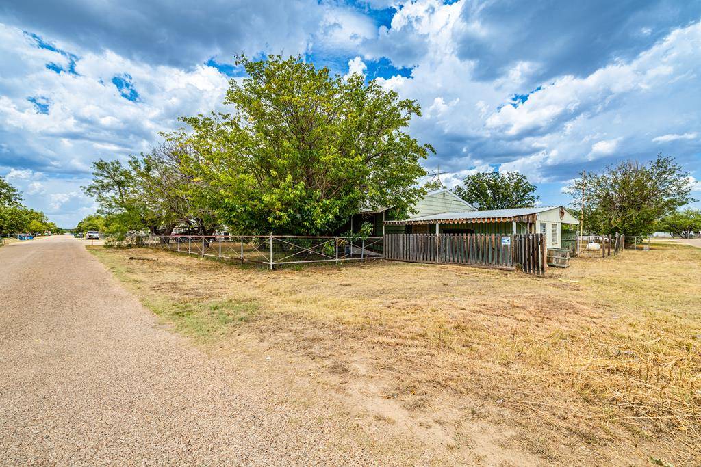 San Angelo, TX 76901,9874 Raccoon Rd