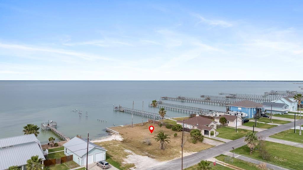 Rockport, TX 78382,162 Copano Ridge Rd