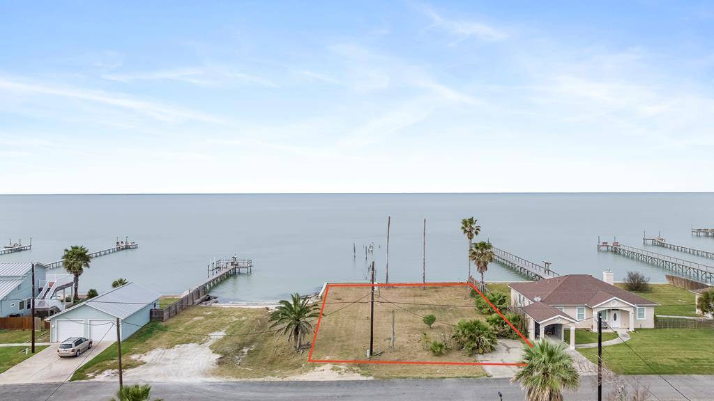 Rockport, TX 78382,162 Copano Ridge Rd