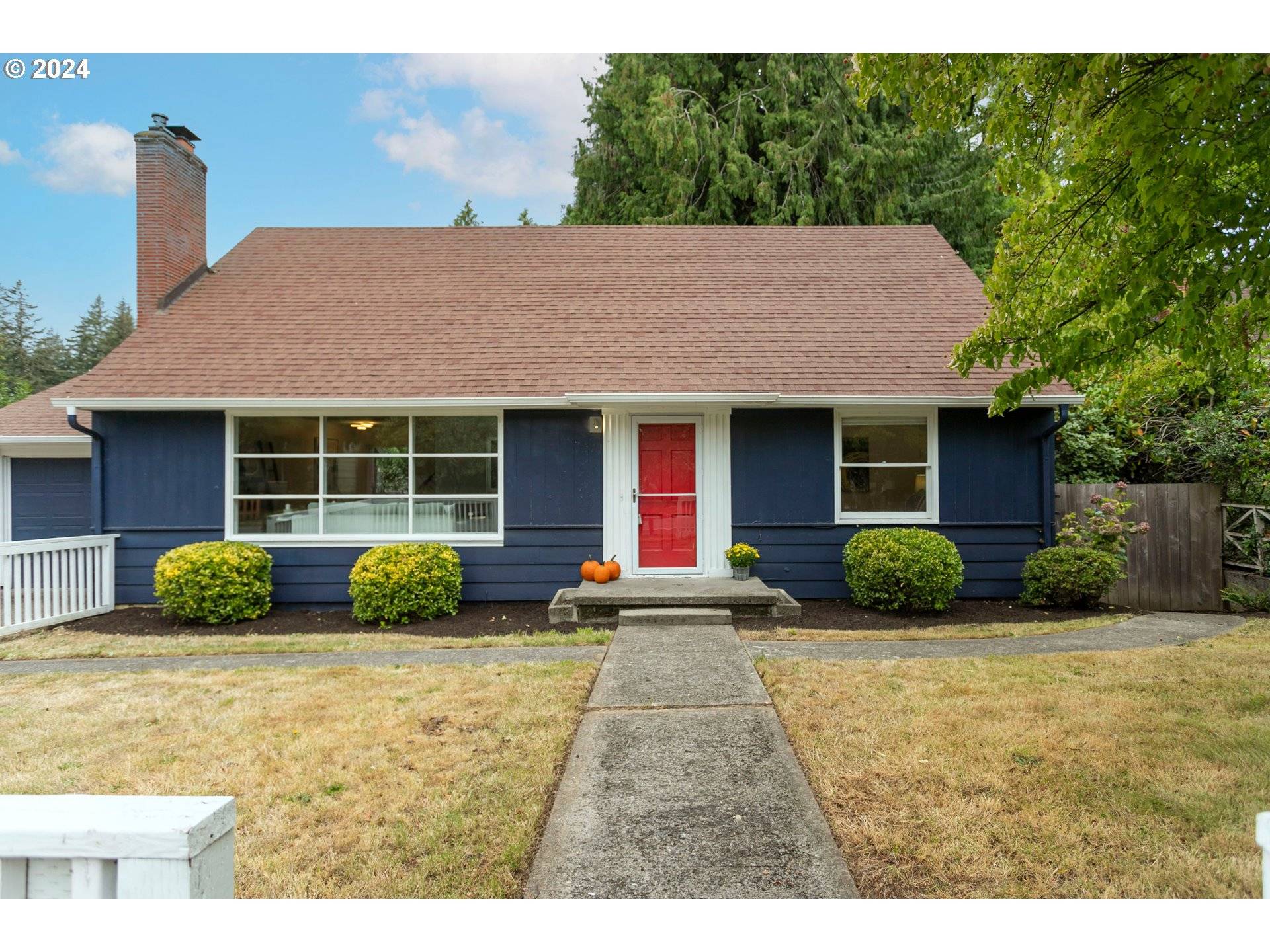 Portland, OR 97225,7425 SW CANYON LN