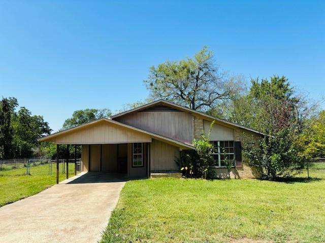 Mount Vernon, TX 75457,100 Lynn Lane