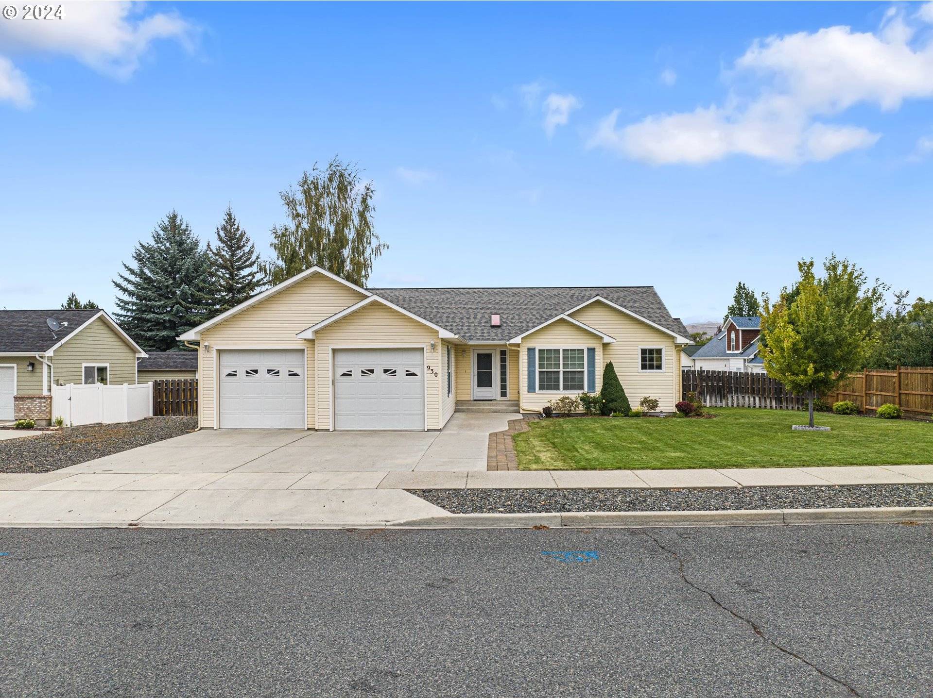 Baker City, OR 97814,930 ELKHORN DR