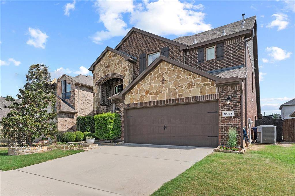 Mckinney, TX 75071,9921 Pronghorn Road