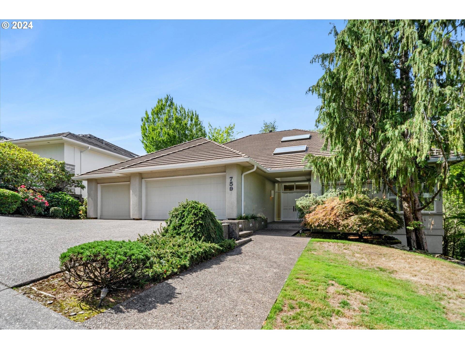 Portland, OR 97225,759 SW REGENCY PL