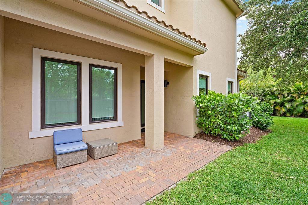 Hollywood, FL 33312,5996 Brookfield Circle