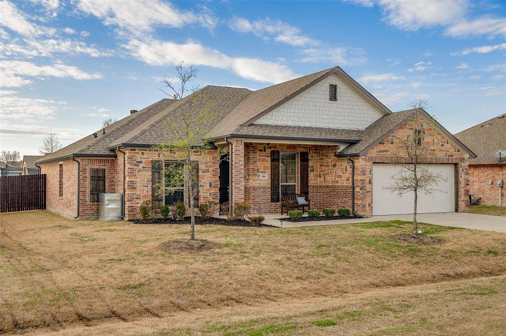 Palmer, TX 75152,104 Poinsetta Drive