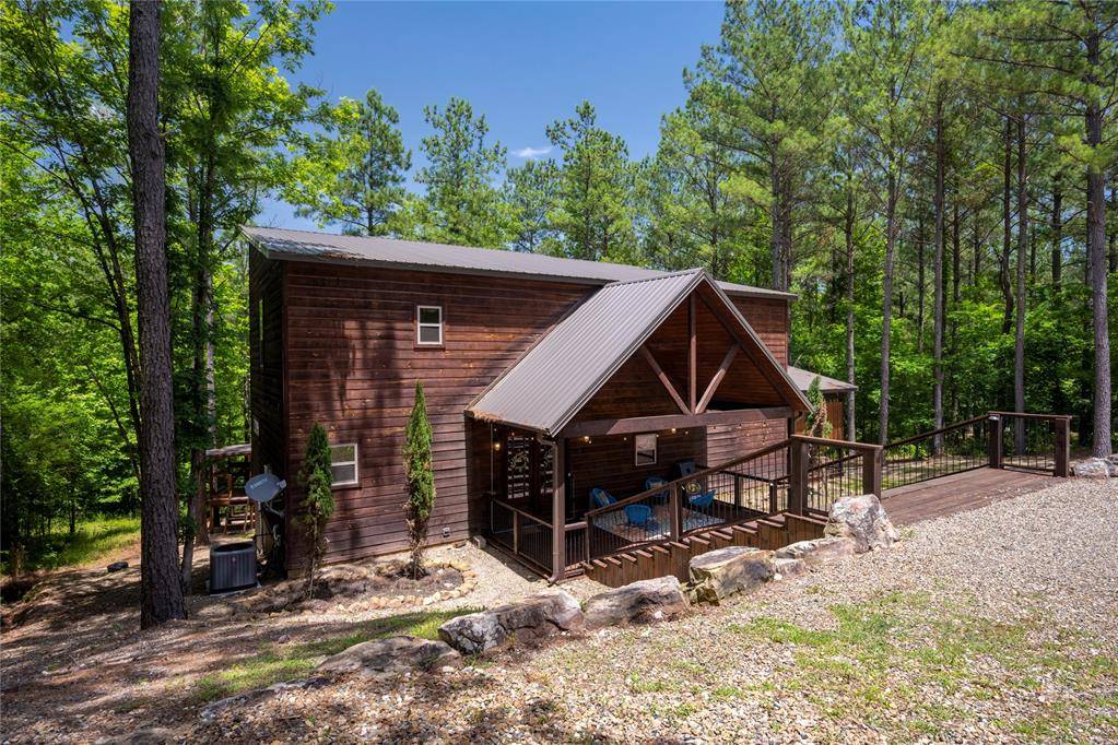 Broken Bow, OK 74728,310 Redberry Trail